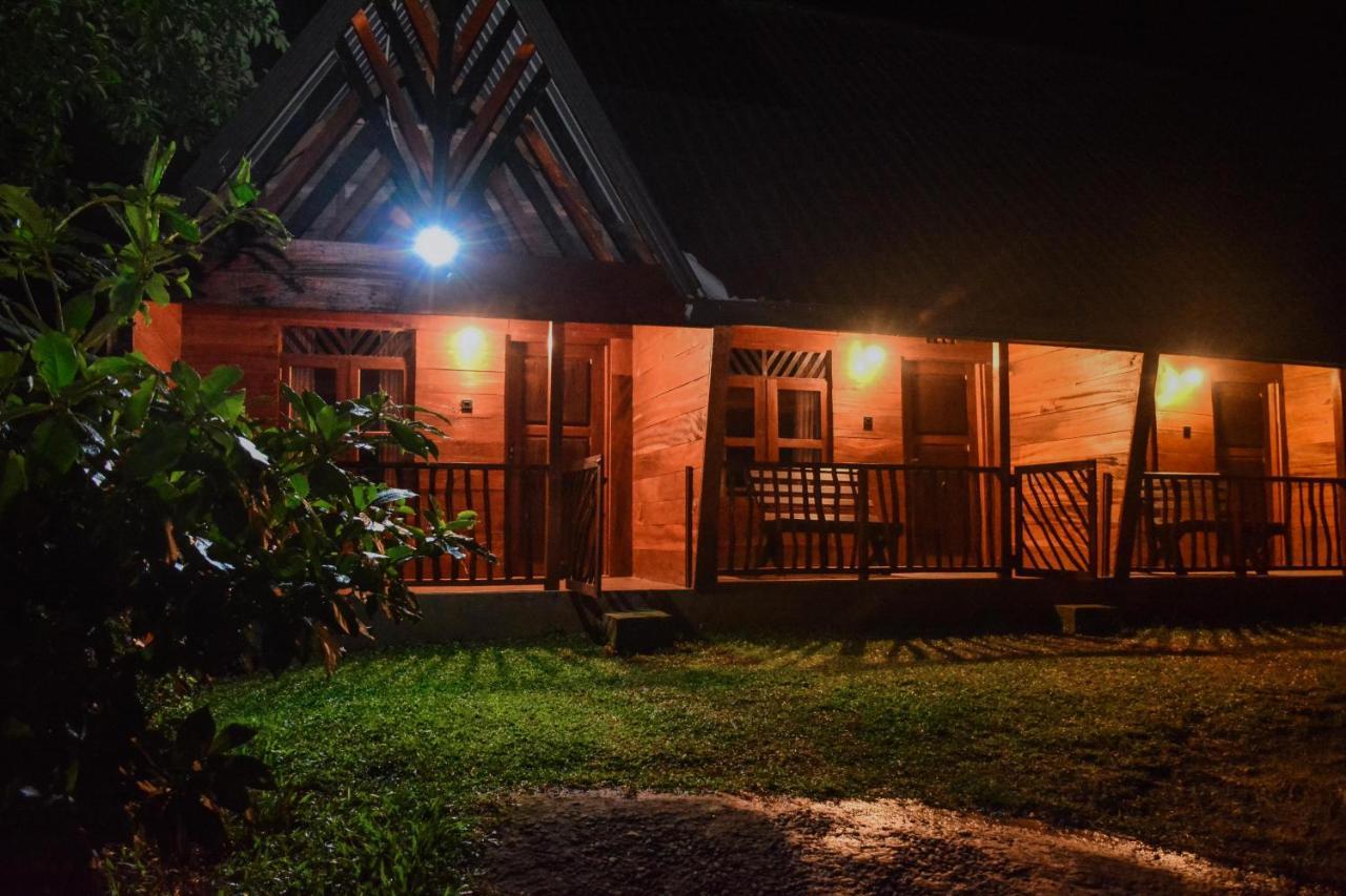 Cinnamon Village Sinharaja Deniyaya Exterior photo