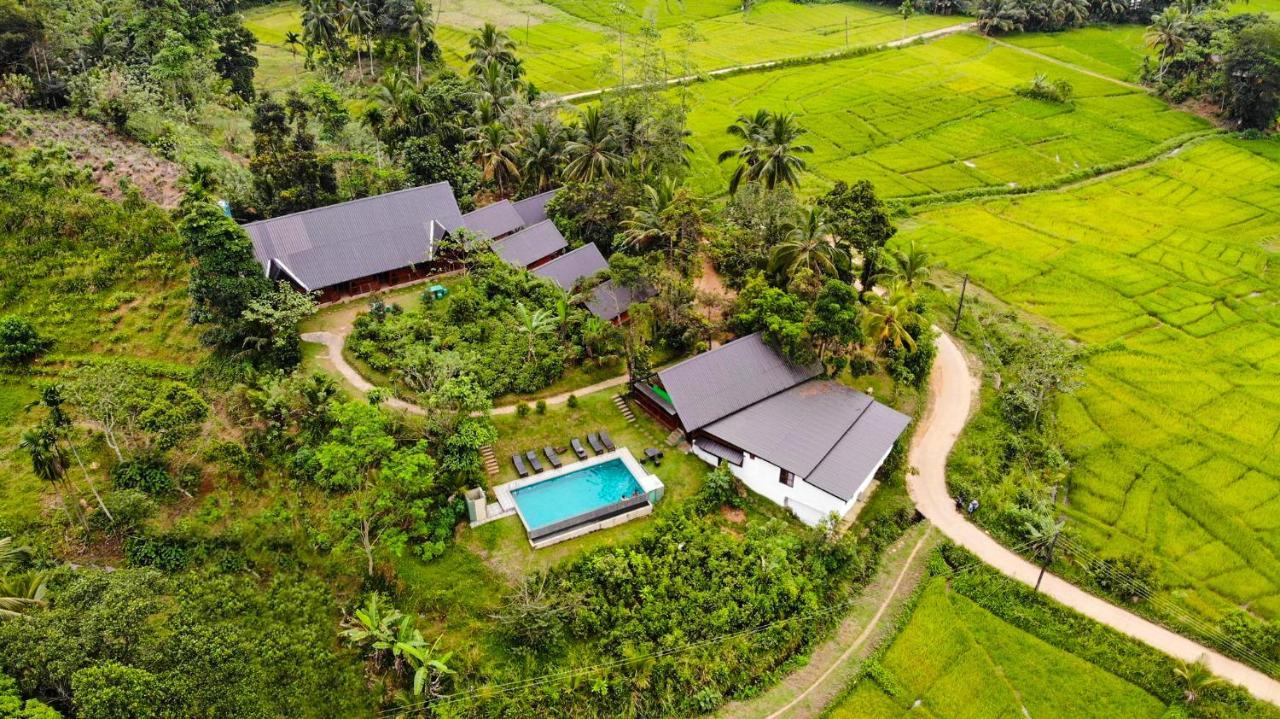 Cinnamon Village Sinharaja Deniyaya Exterior photo
